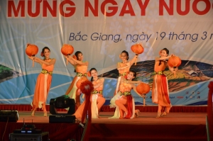 Chương trình giao lưu nghệ thuật và Triển lãm tranh hưởng ứng Ngày Nước thế giới 2015